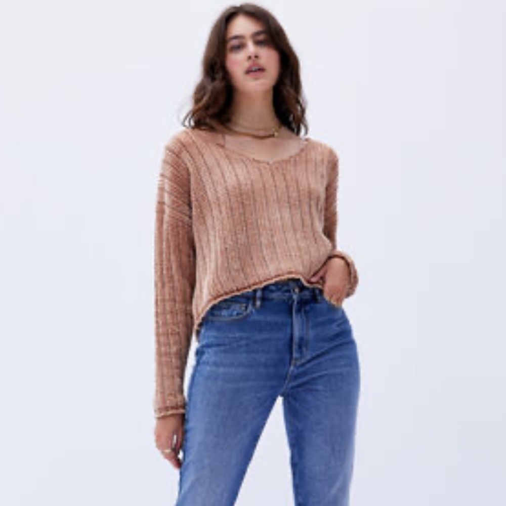 EUC Cropped sweater